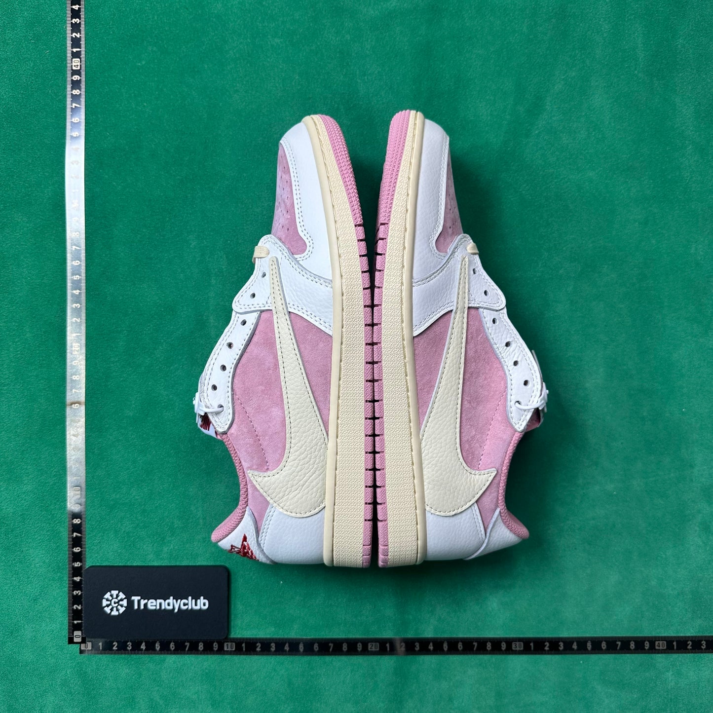Air Jordan 1