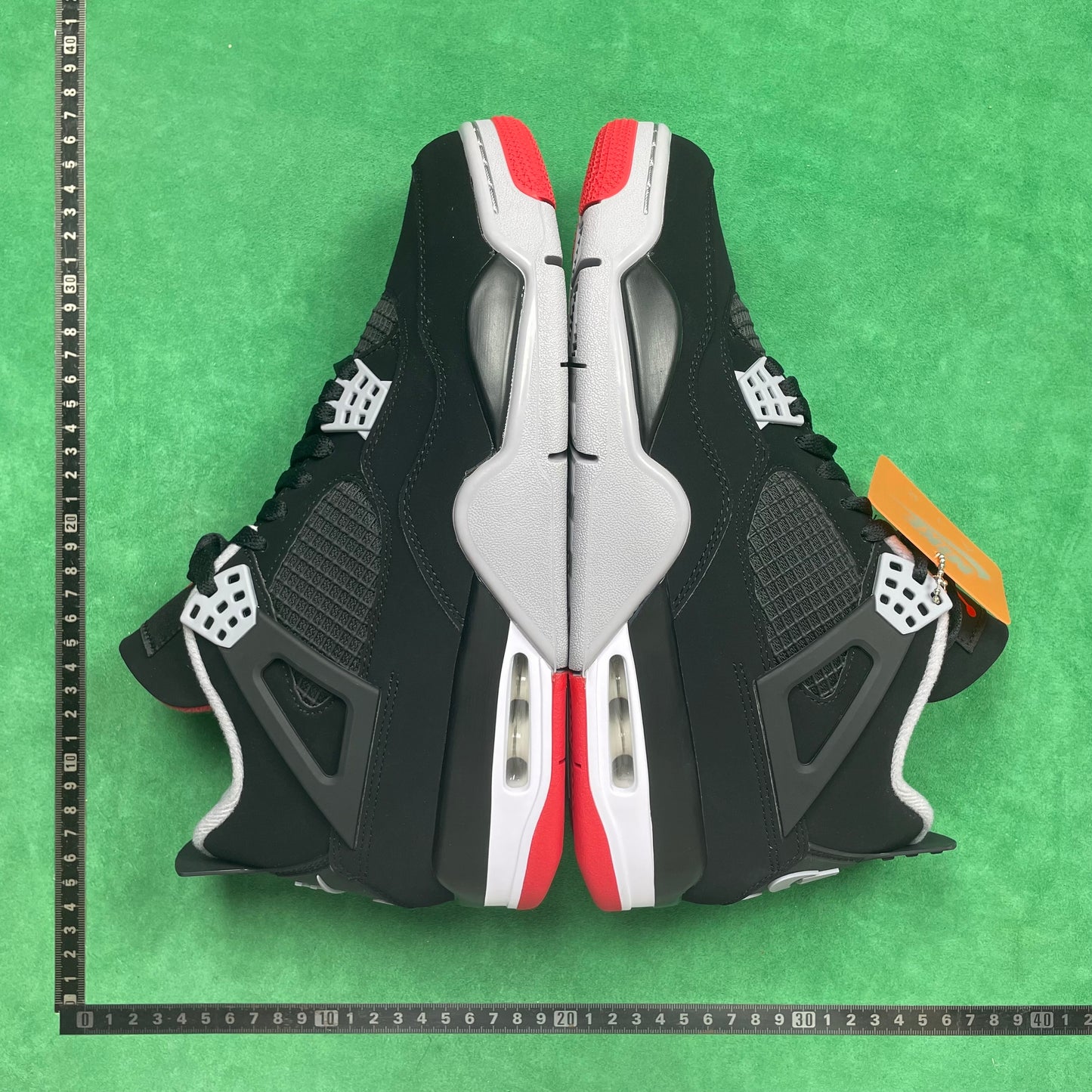 Air Jordan 4 Retro