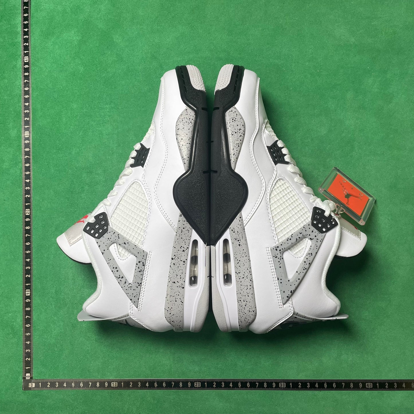 Air Jordan 4 Retro OG