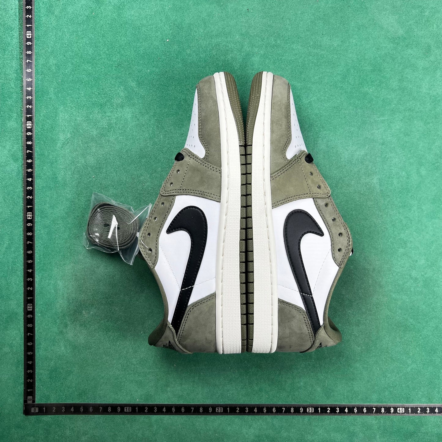 Air Jordan 1