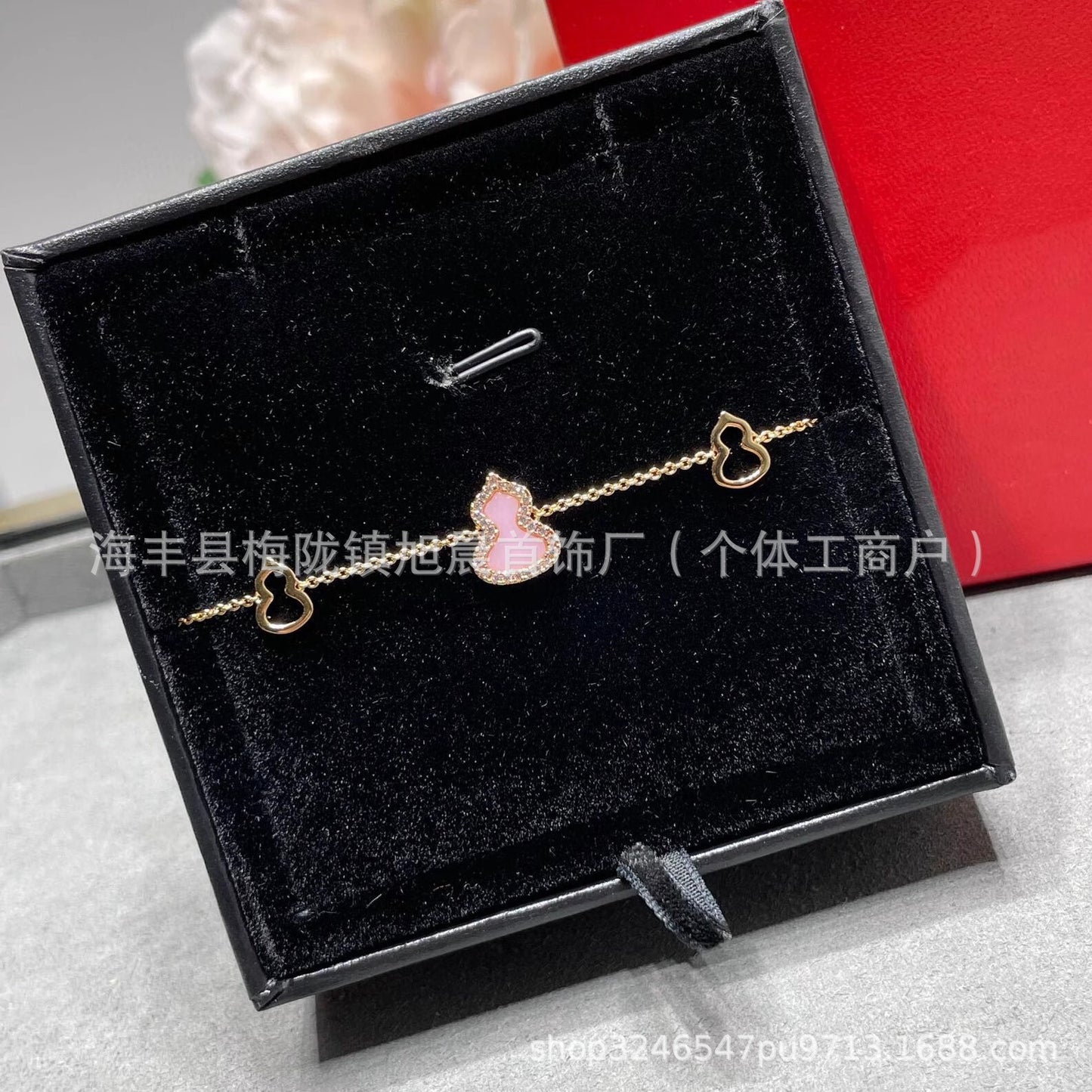 Kirin Gourd Bracelet Fashion Plated 18k Rose Gold Red Agate Jewelry Diamond Bracelet Benmingnian Red Rope Light Luxury