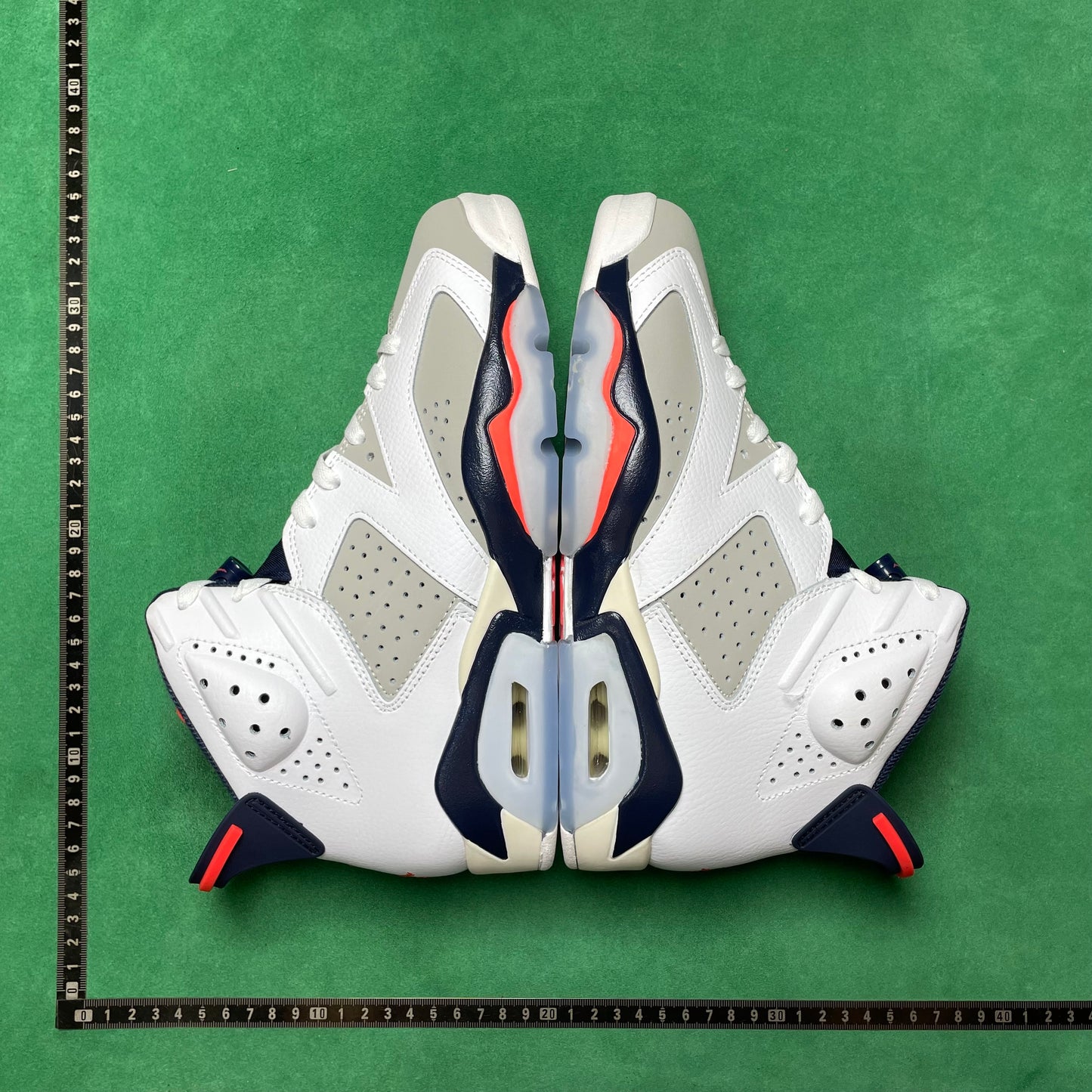 Air Jordan 6 Retro