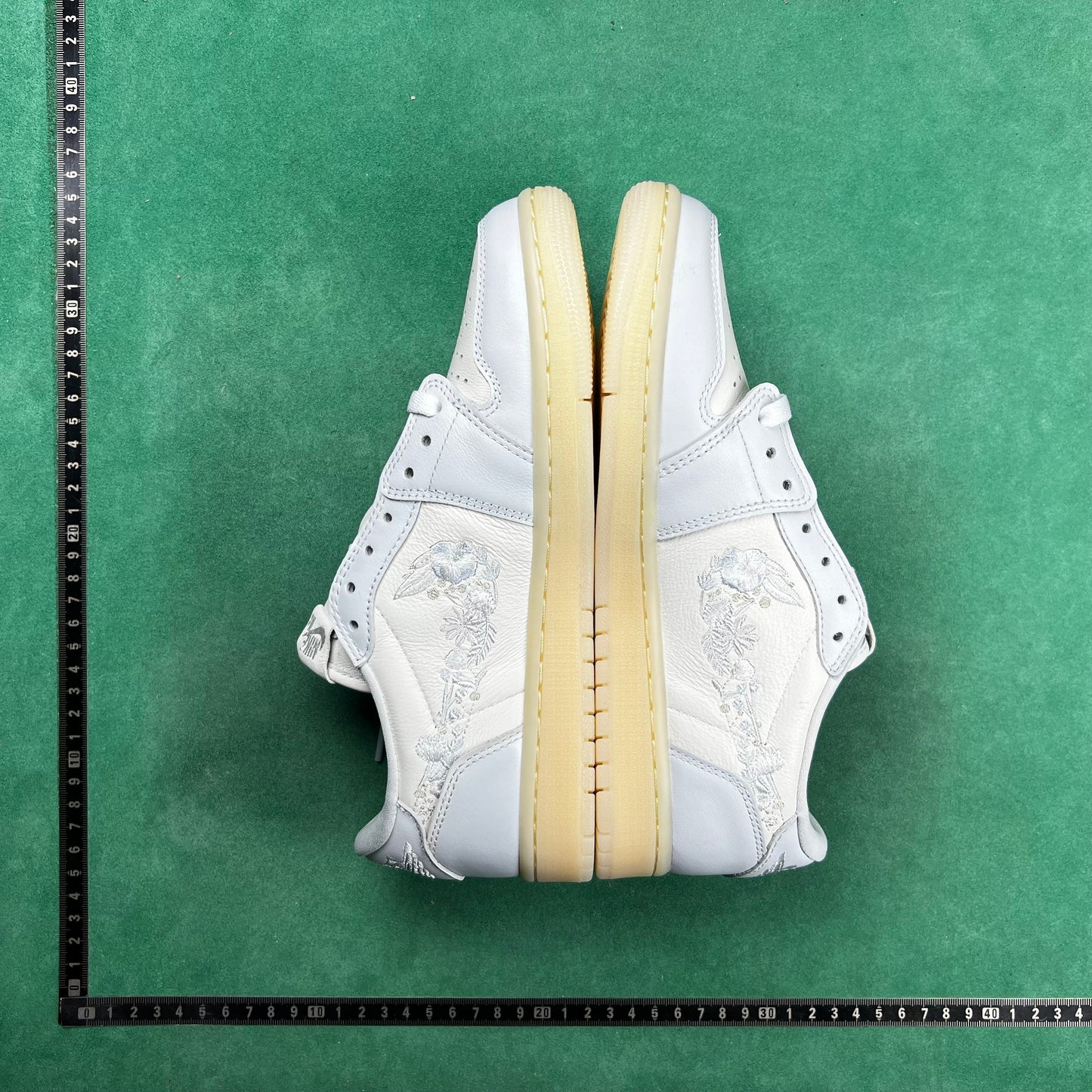 Air Jordan 1