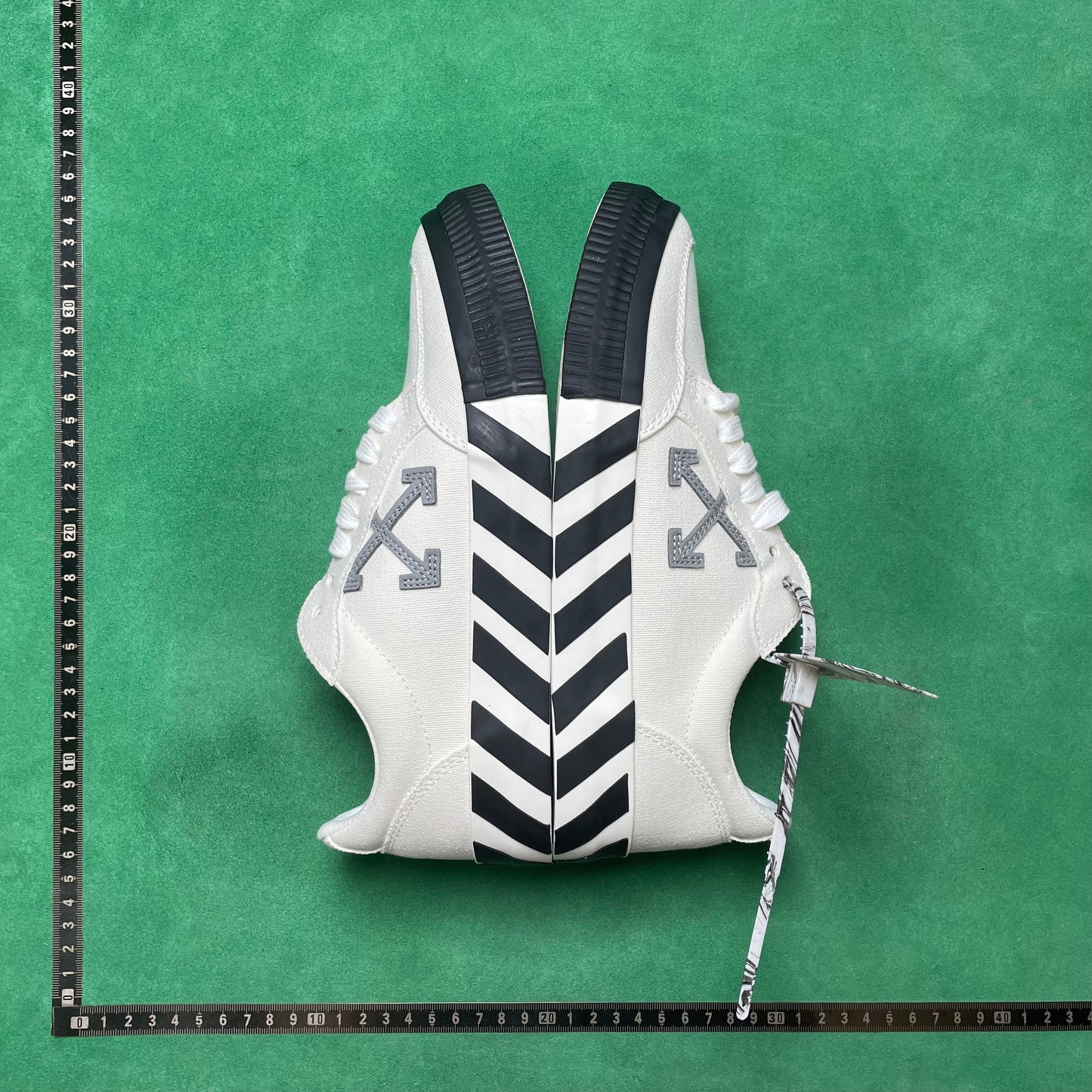 OffWhite - Gym Shoes Lovers