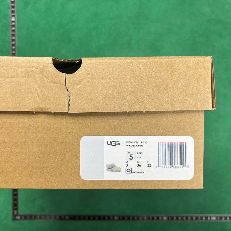 UGG