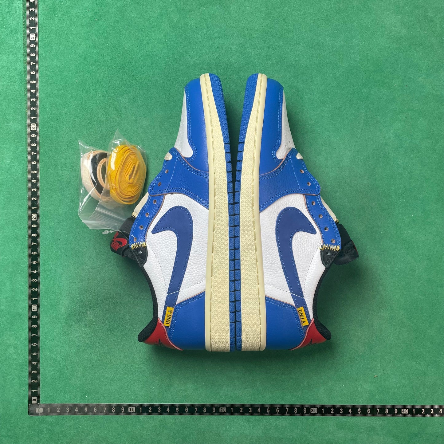 Air Jordan 1