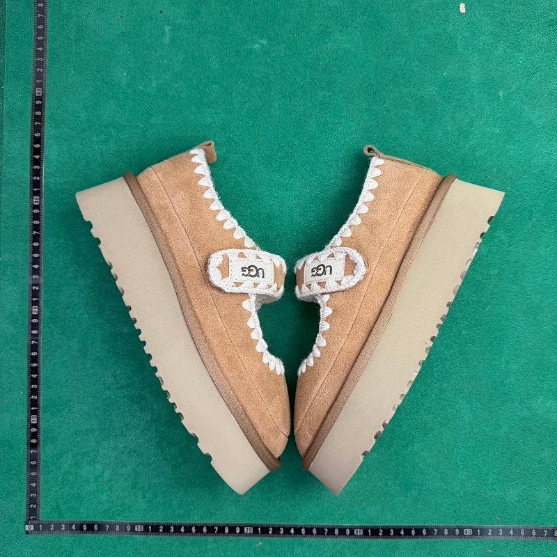 UGG