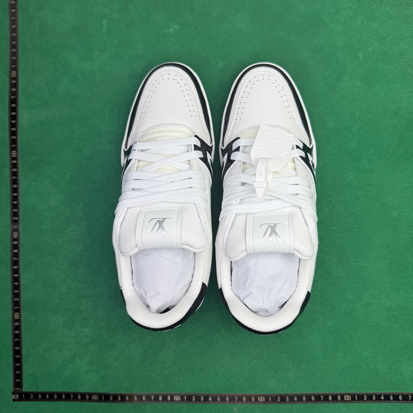 Louis Vuitton  - TT Trainer