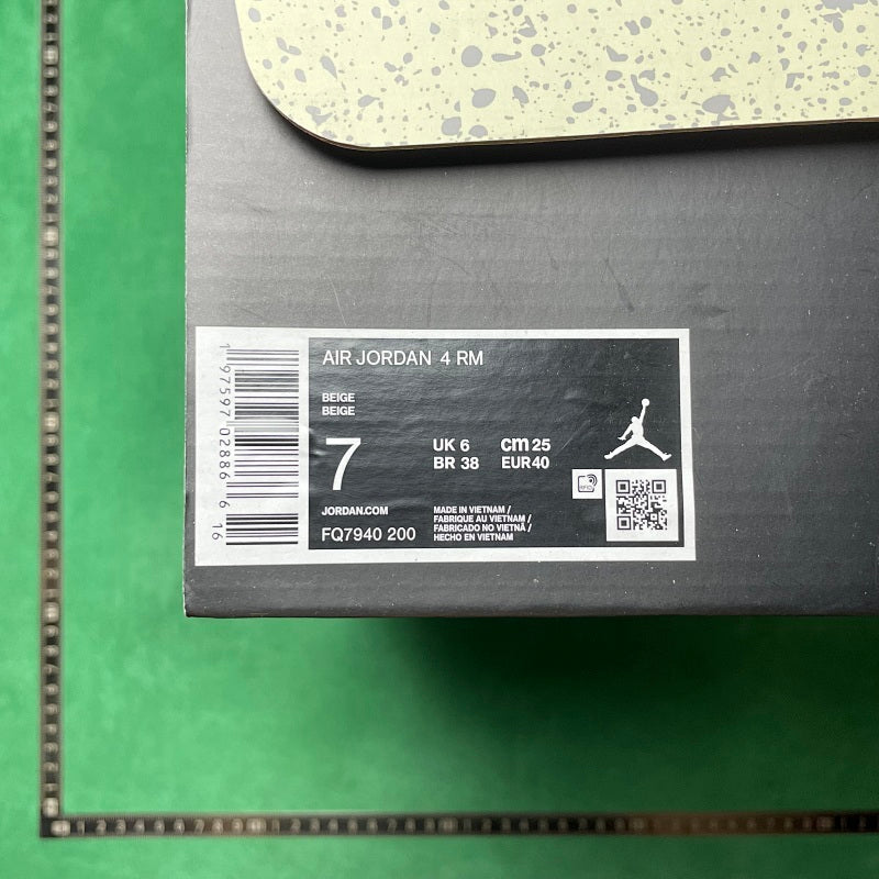 Air Jordan 4 RM