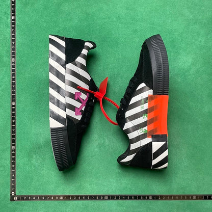 OffWhite - Gym Shoes Lovers