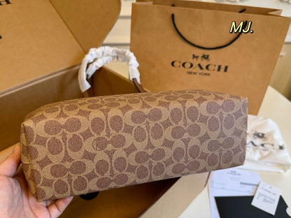 Coach