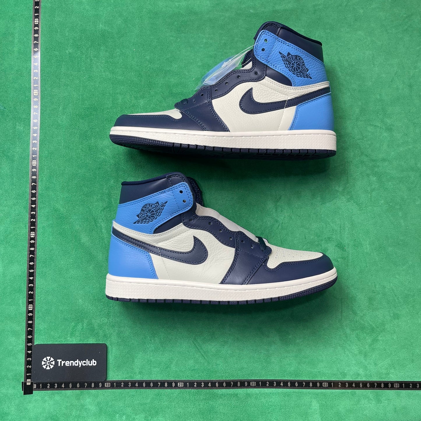 Air Jordan 1