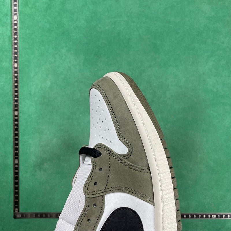 Air Jordan 1