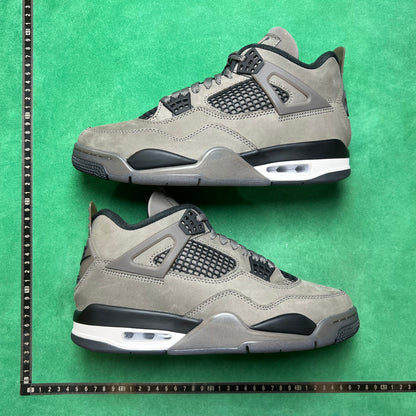 Air Jordan 4 Retro