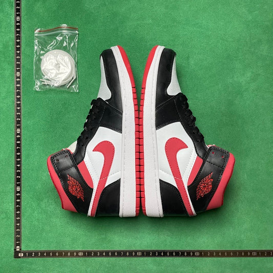 Air Jordan 1