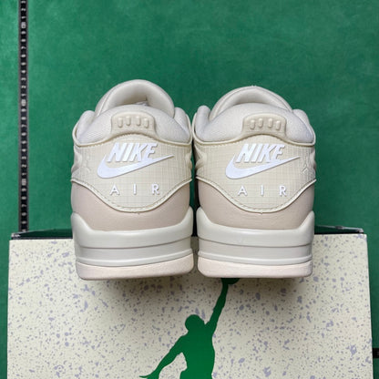Air Jordan 4 RM