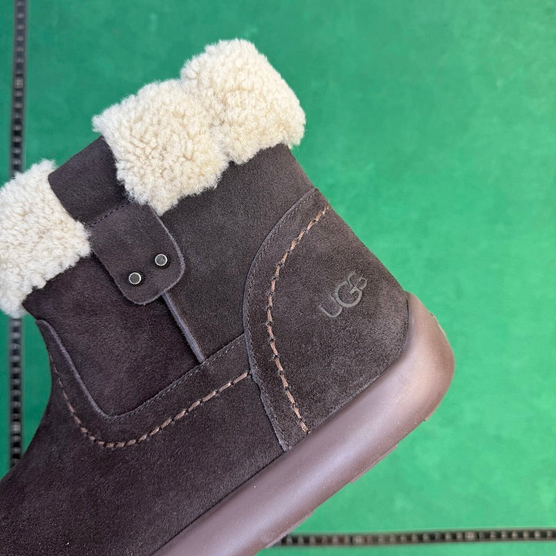 UGG