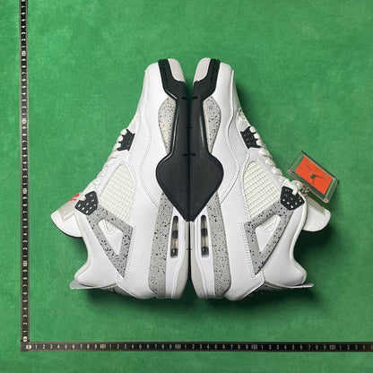 Air Jordan 4 Retro OG