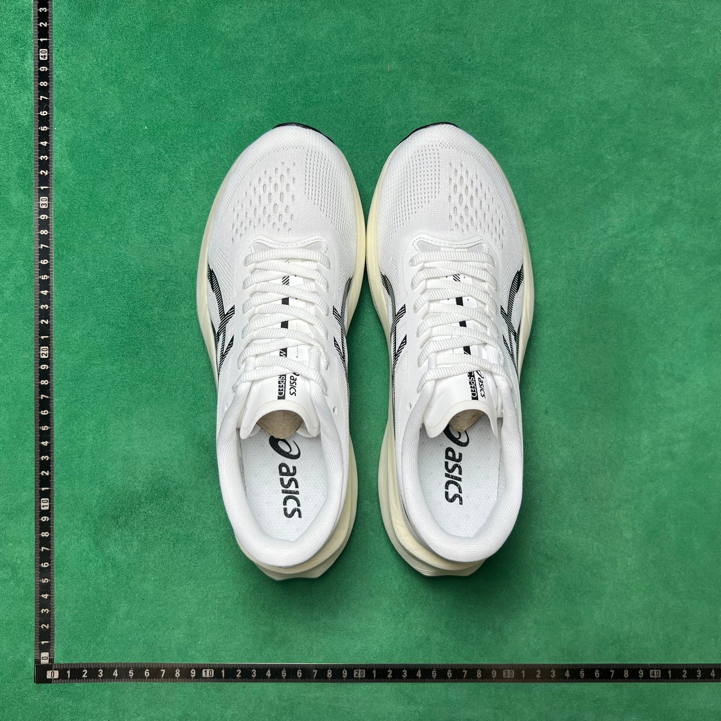 Asics Magic Speed 4