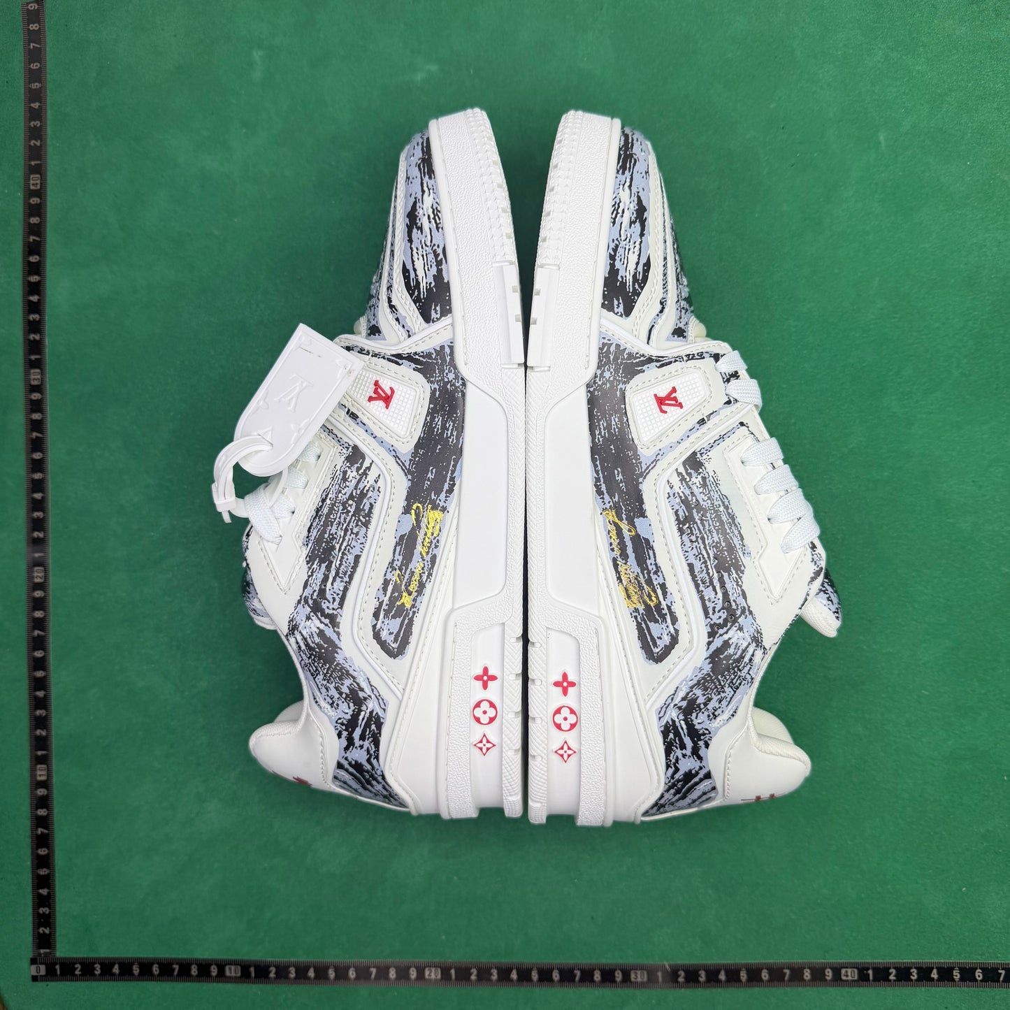Louis Vuitton  - TT Trainer