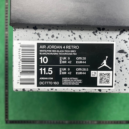 Air Jordan 4 Retro