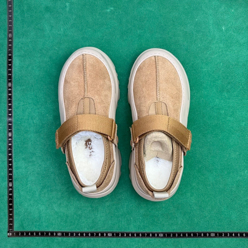UGG