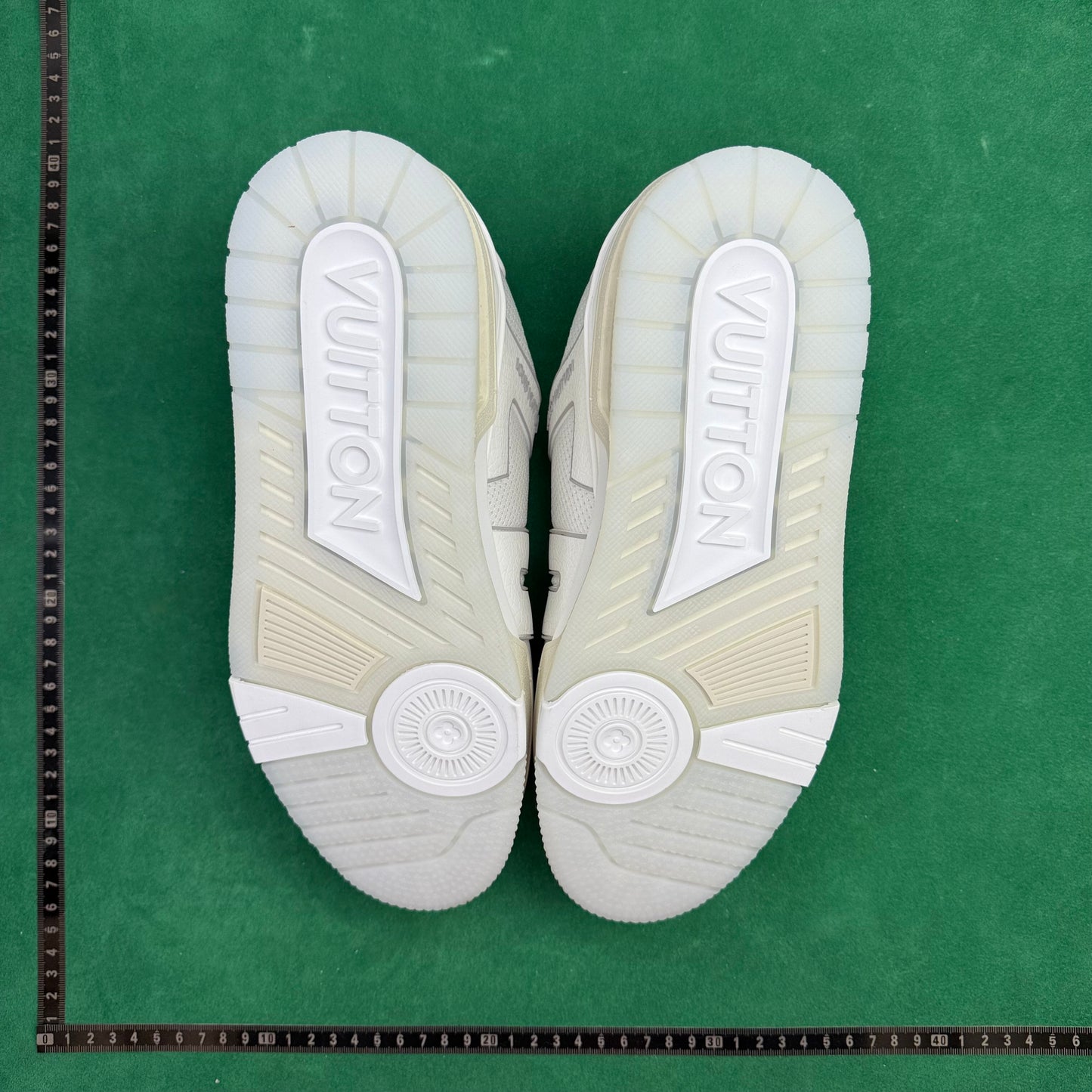 Louis Vuitton - BD Trainer
