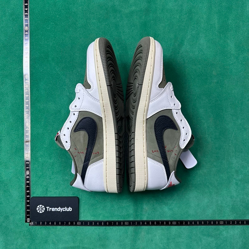 Air Jordan 1