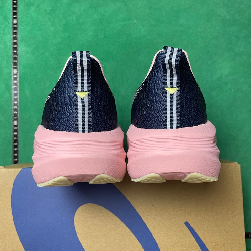 Asics Novablast 5