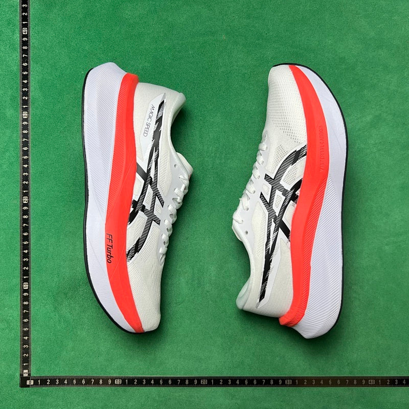 Asics Magic Speed 4