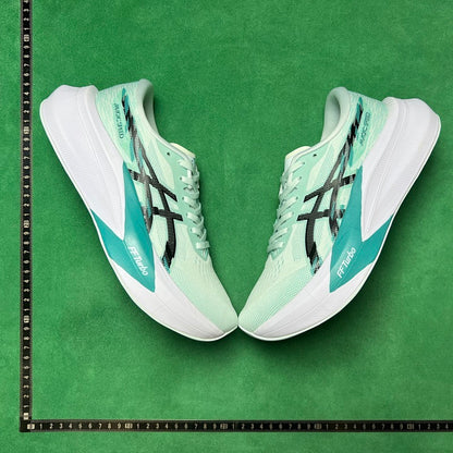 Asics Magic Speed 4