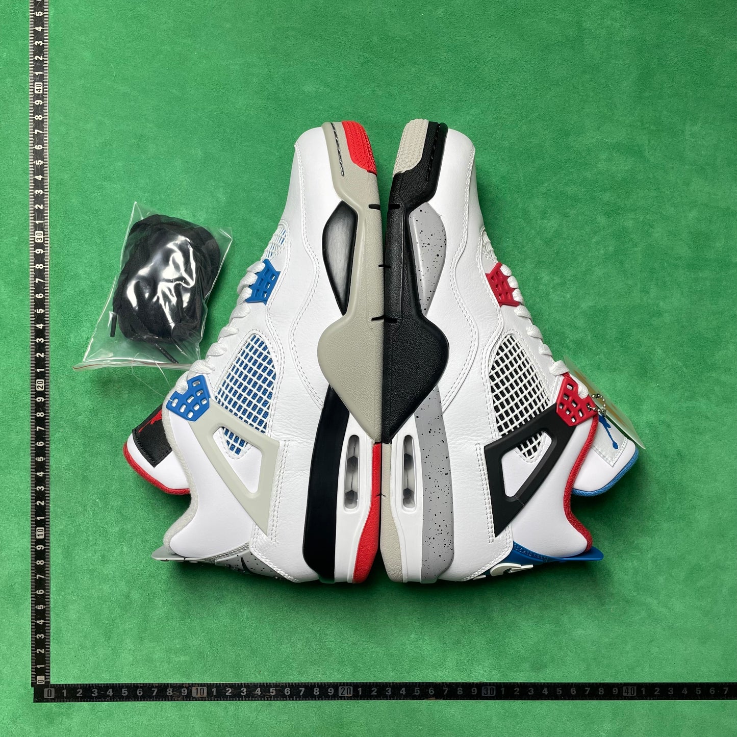 Air Jordan 4 Retro Se