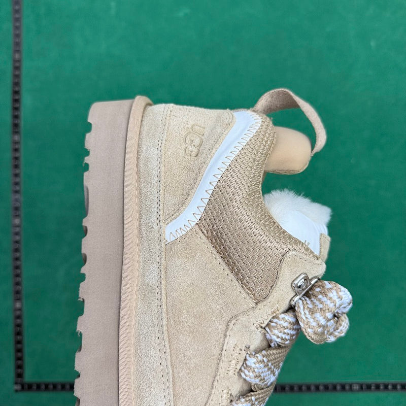UGG