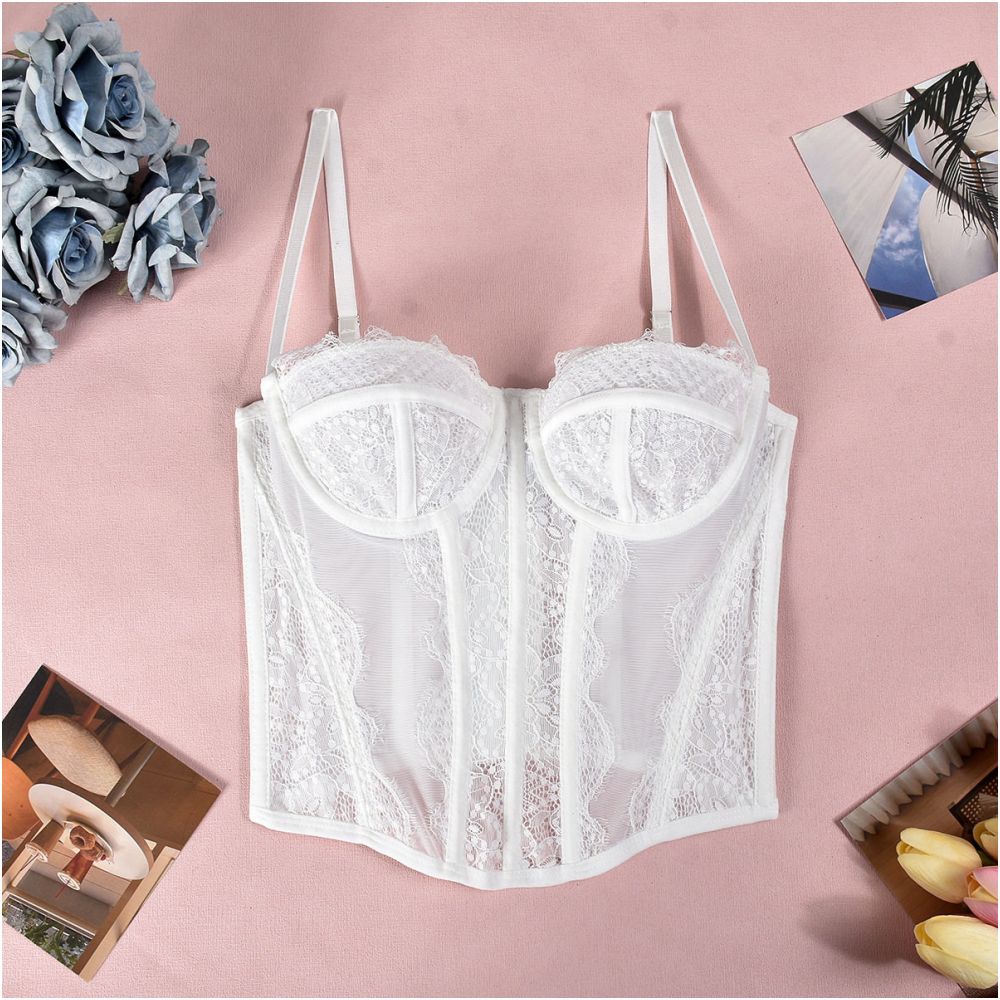 Sexy lace strapless short sweet style suspender with backless perspective design suitable for bohemian embroidery style