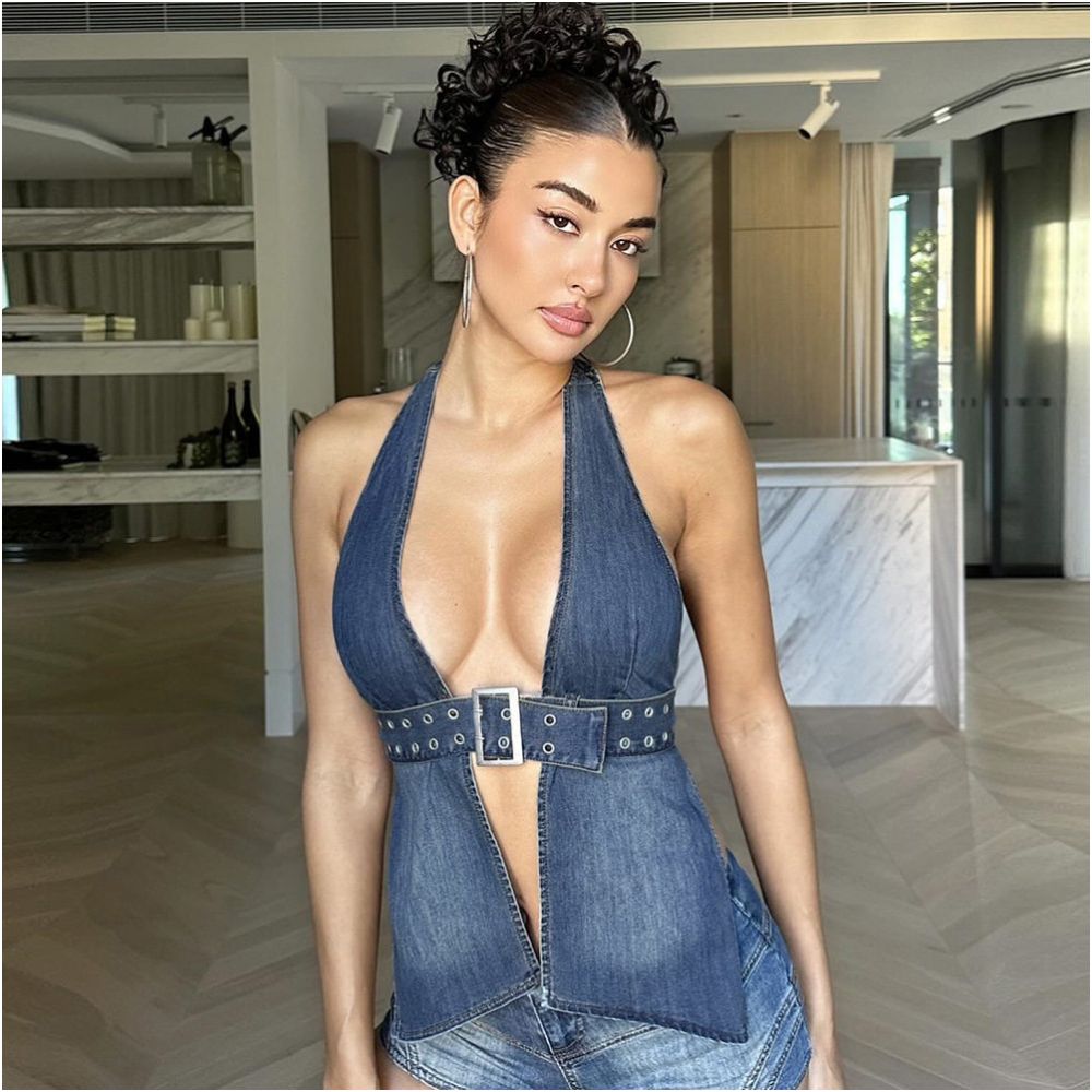 Street fashion American spicy girl style deep V hanging neck backless camisole vest metal belt washed denim top for women image 4