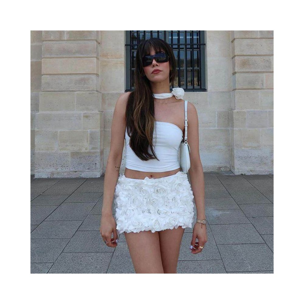 European and American ins spicy girl style versatile women s clothing with exposed navel and rose petals for single sale wrapped chest 51333 top short skirt matching set image 3