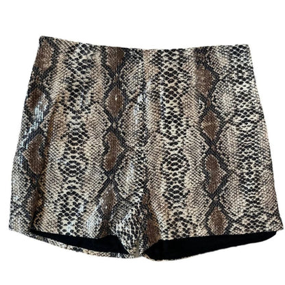 Leopard print elastic waistband shorts