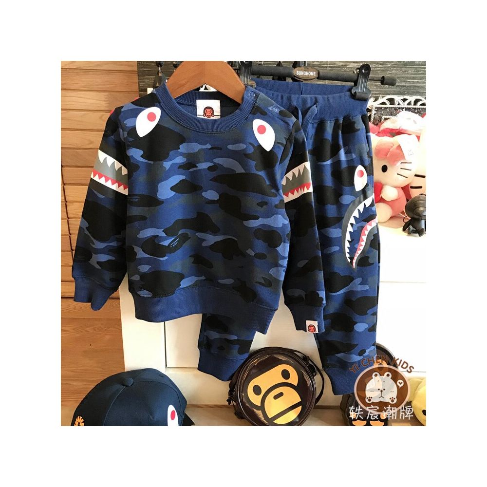 Yichen Chao brand children s clothing spring and autumn new camouflage shark men s and women s casual hoodies sports harem pants image 2