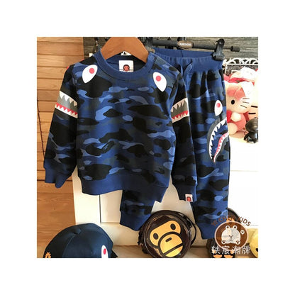 Yichen Chao brand children s clothing spring and autumn new camouflage shark men s and women s casual hoodies sports harem pants image 2