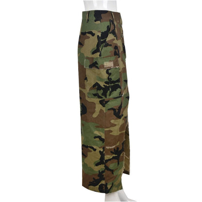 Camouflage washed slit skirt for