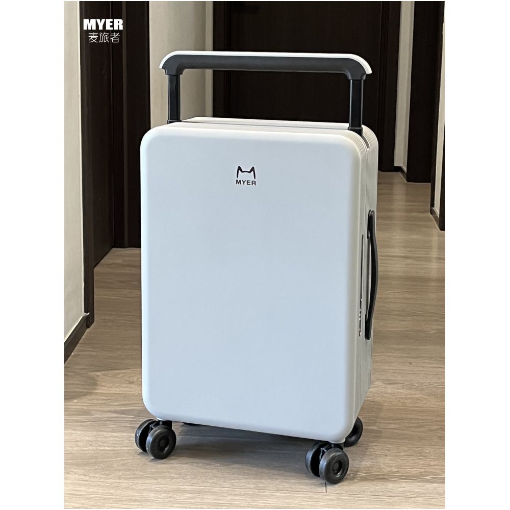 MYER Luggage 20 inch Boarding Case 24 inch Travel Case with Bearing Shock Absorber Skating Wheel Mid Center Wide Pull Rod Box