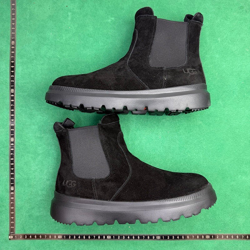 UGG