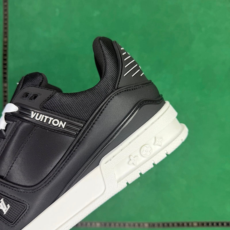 Louis Vuitton  - TT Trainer
