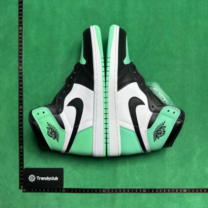 Air Jordan 1