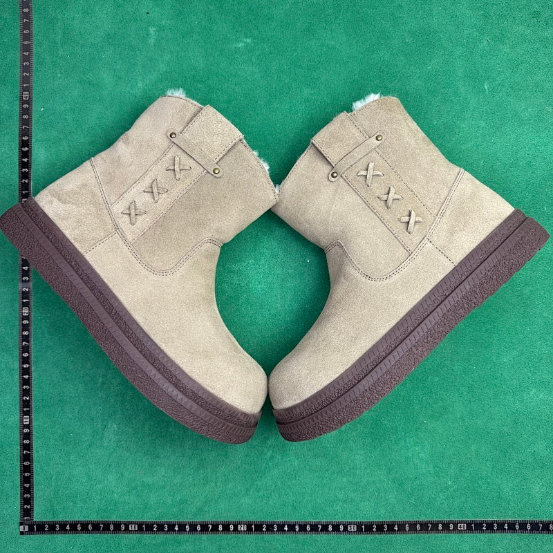UGG