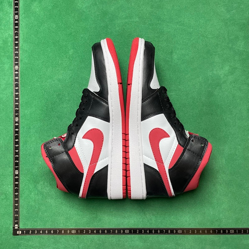 Air Jordan 1