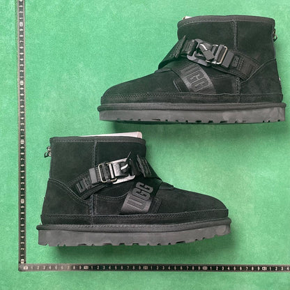 UGG