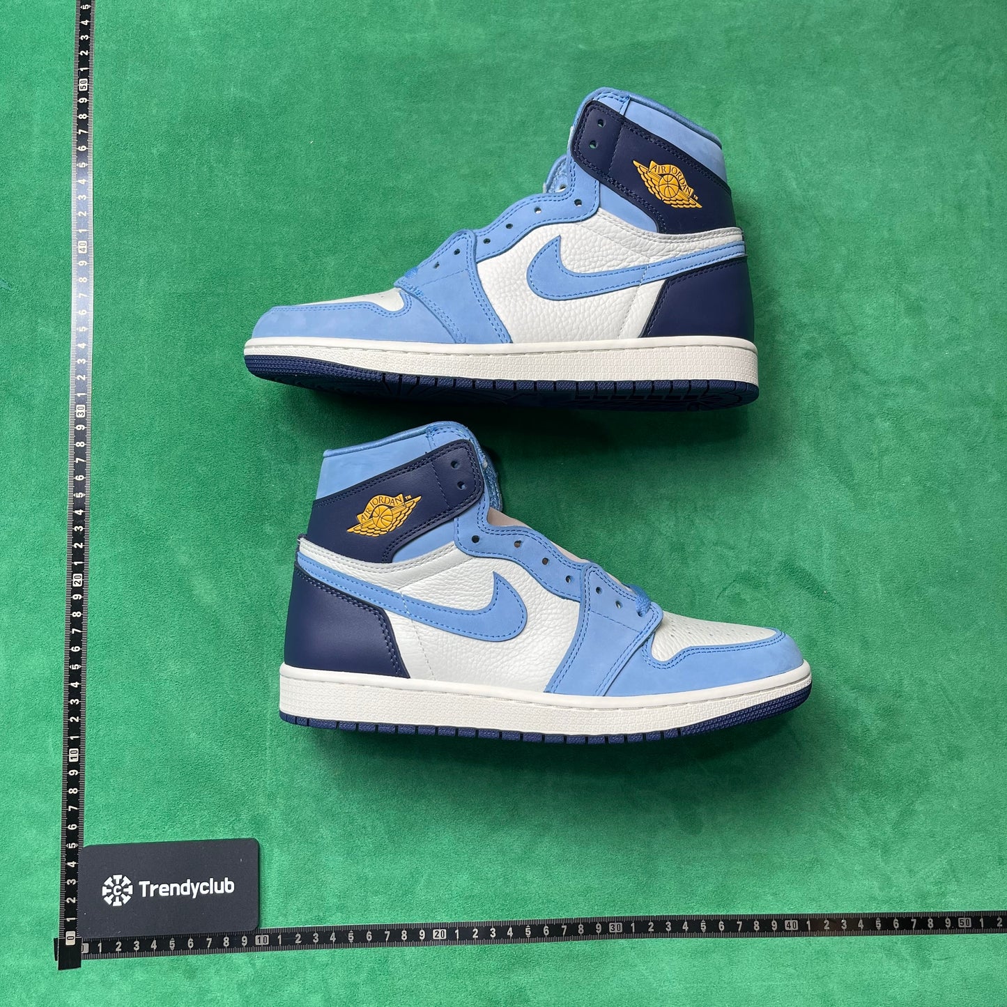 Air Jordan 1