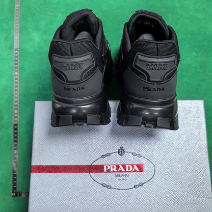 Prada - Cloudburst Thunder