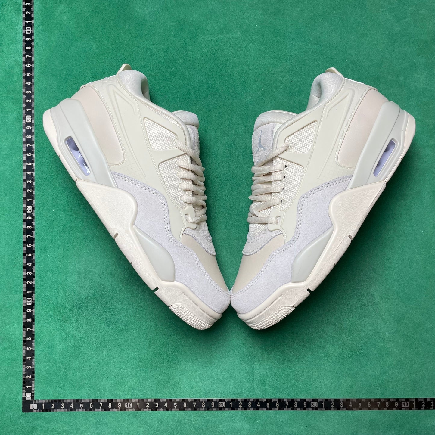 Air Jordan 4 RM